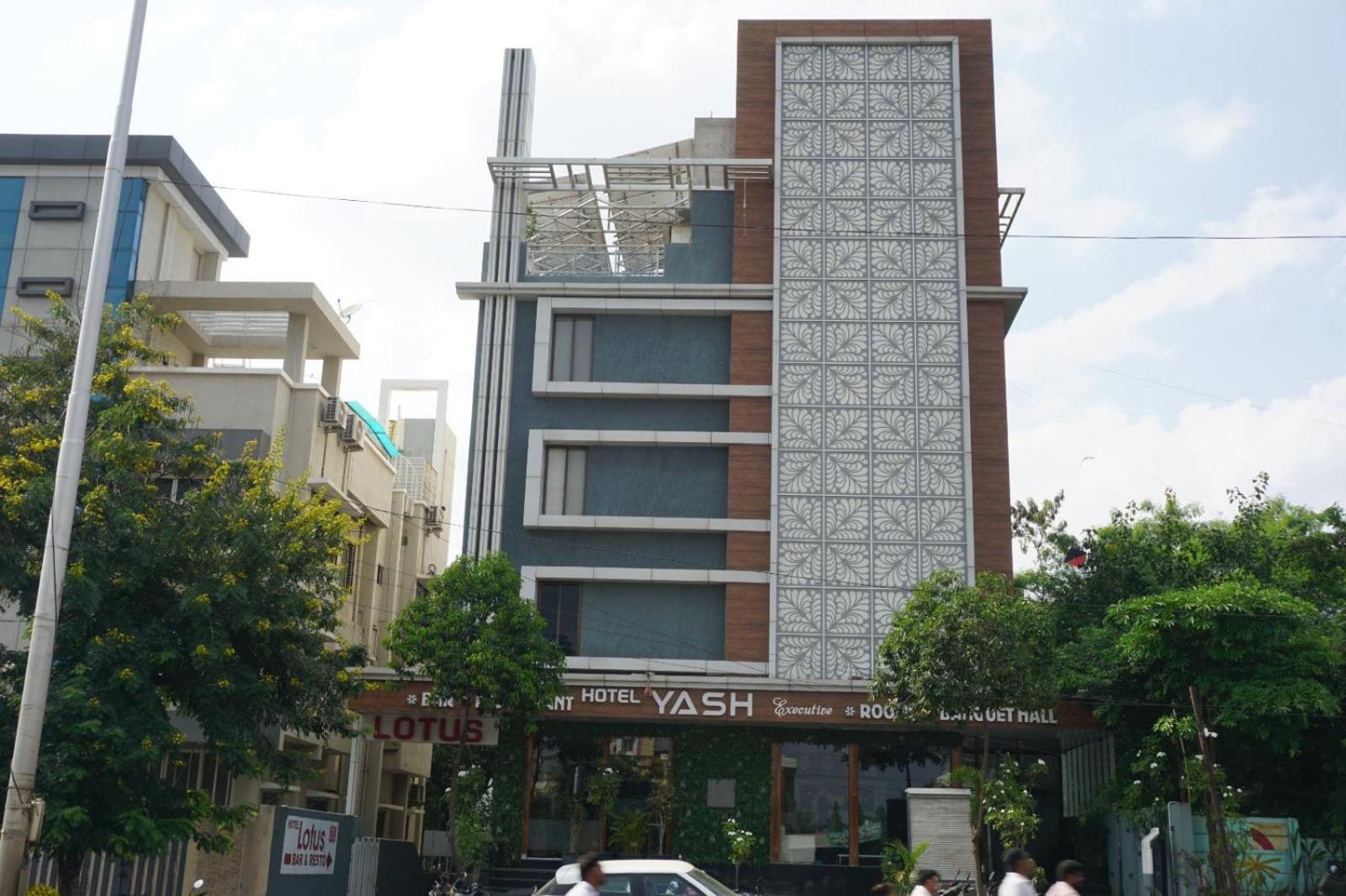 Hotel Yash Executive Aurangābād Exterior foto